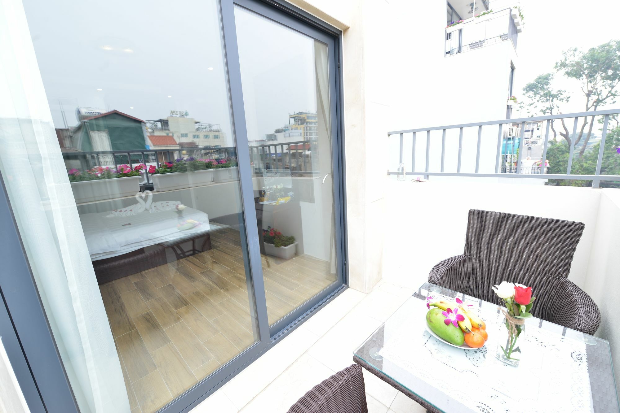 Bella Premier & Rooftop Skybar