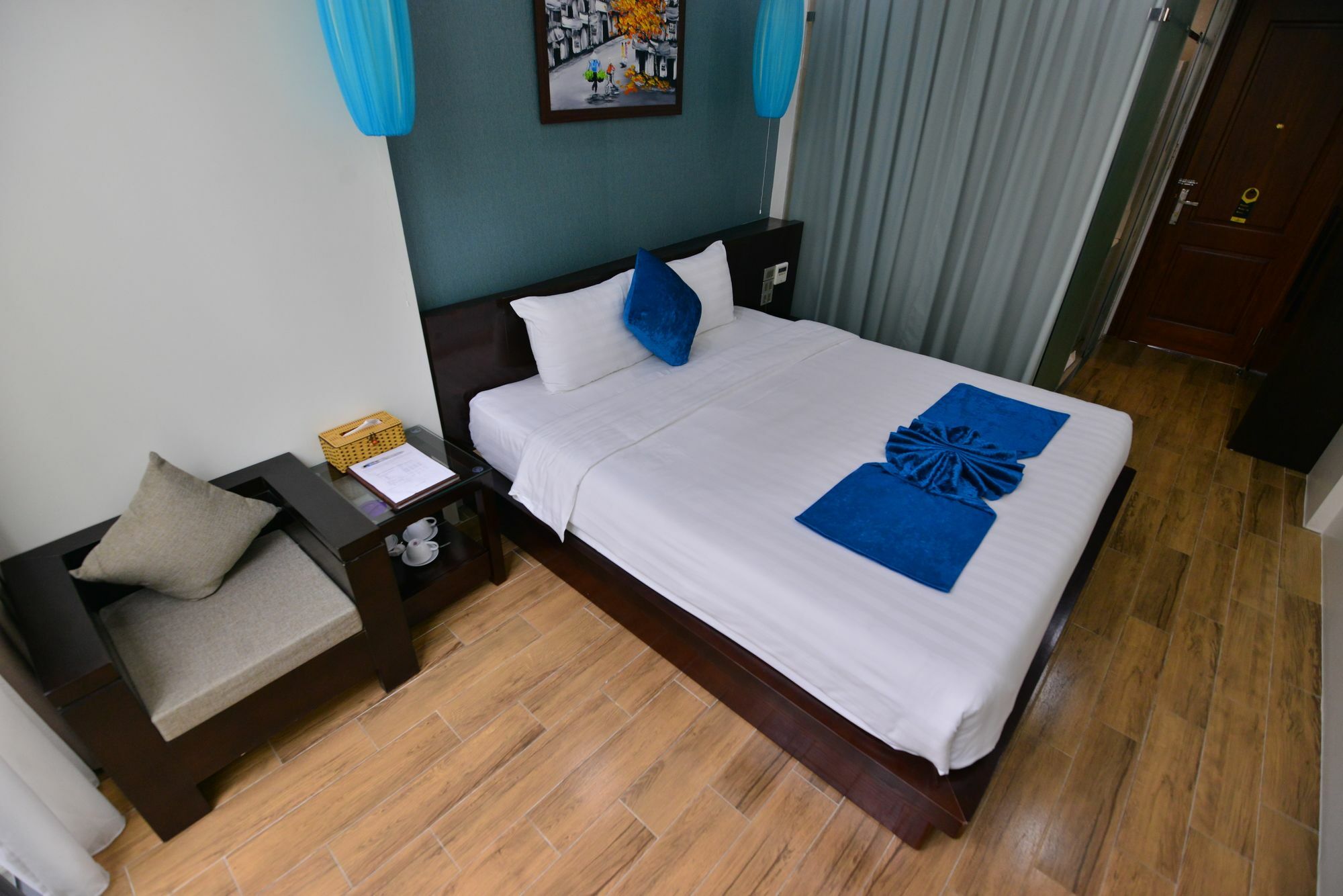 Отель Bella Premier & Rooftop Skybar 4*